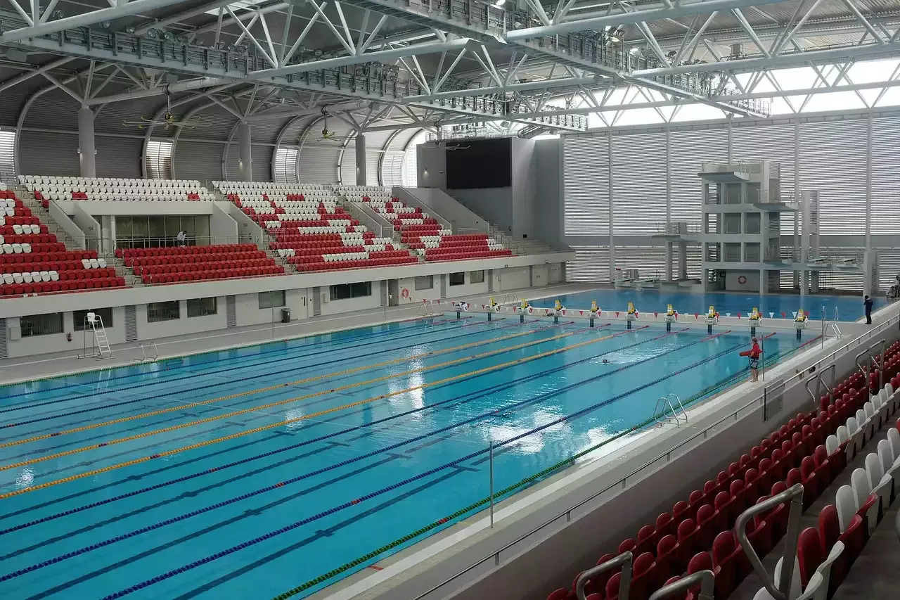 A Look at Different Types of Swimming Competitions